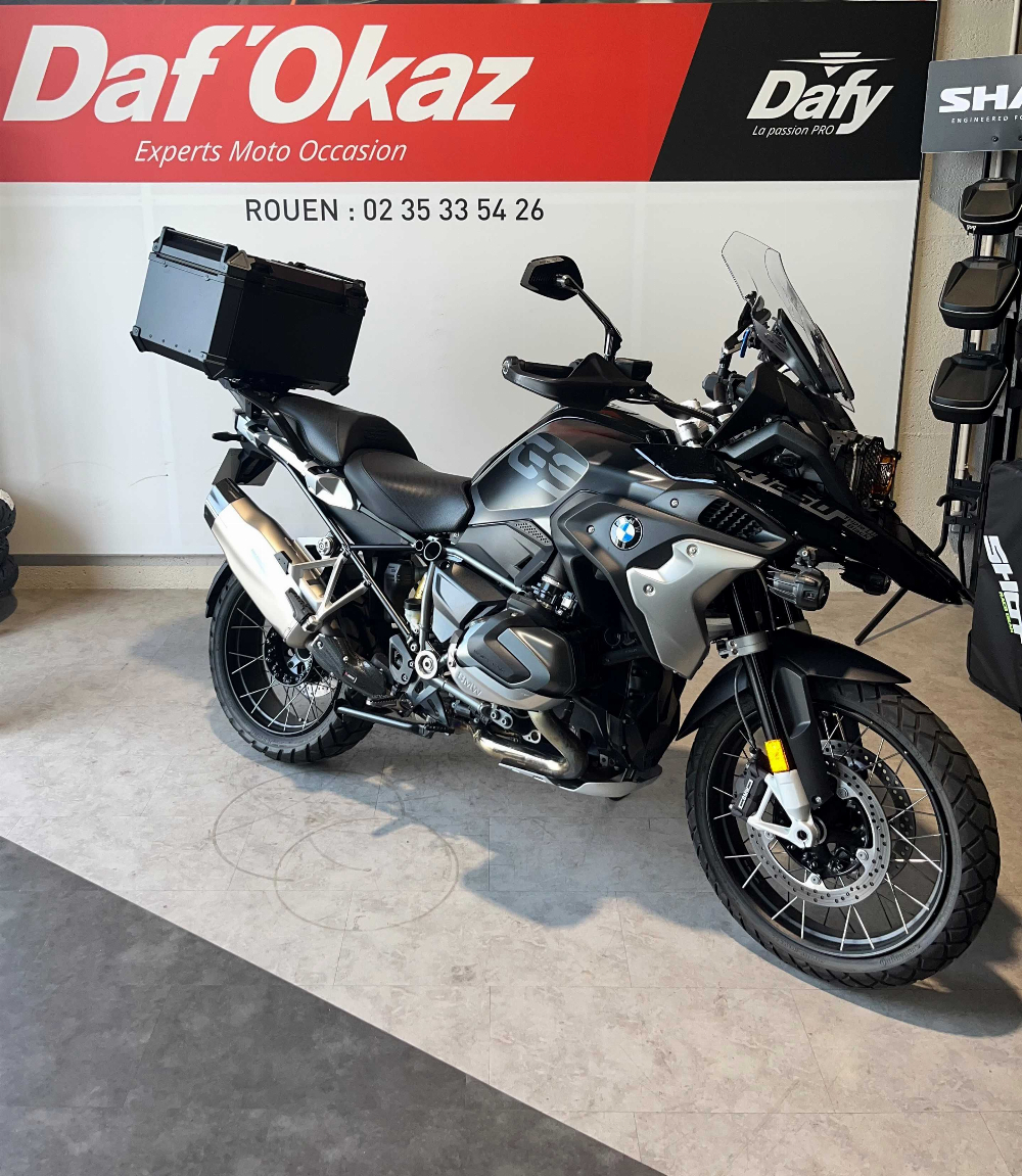 BMW R 1250 GS 2022 vue 3/4 droite