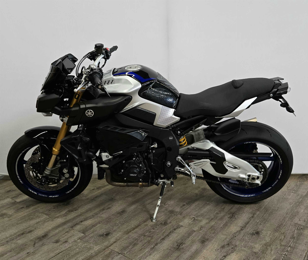 Yamaha MT-10 SP 2017 vue gauche