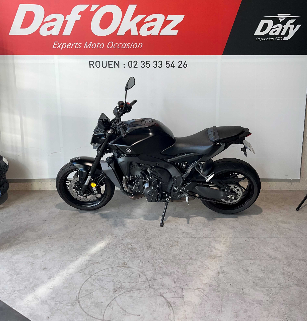 Yamaha MT 09 S BOITE AUTO 2024 vue gauche