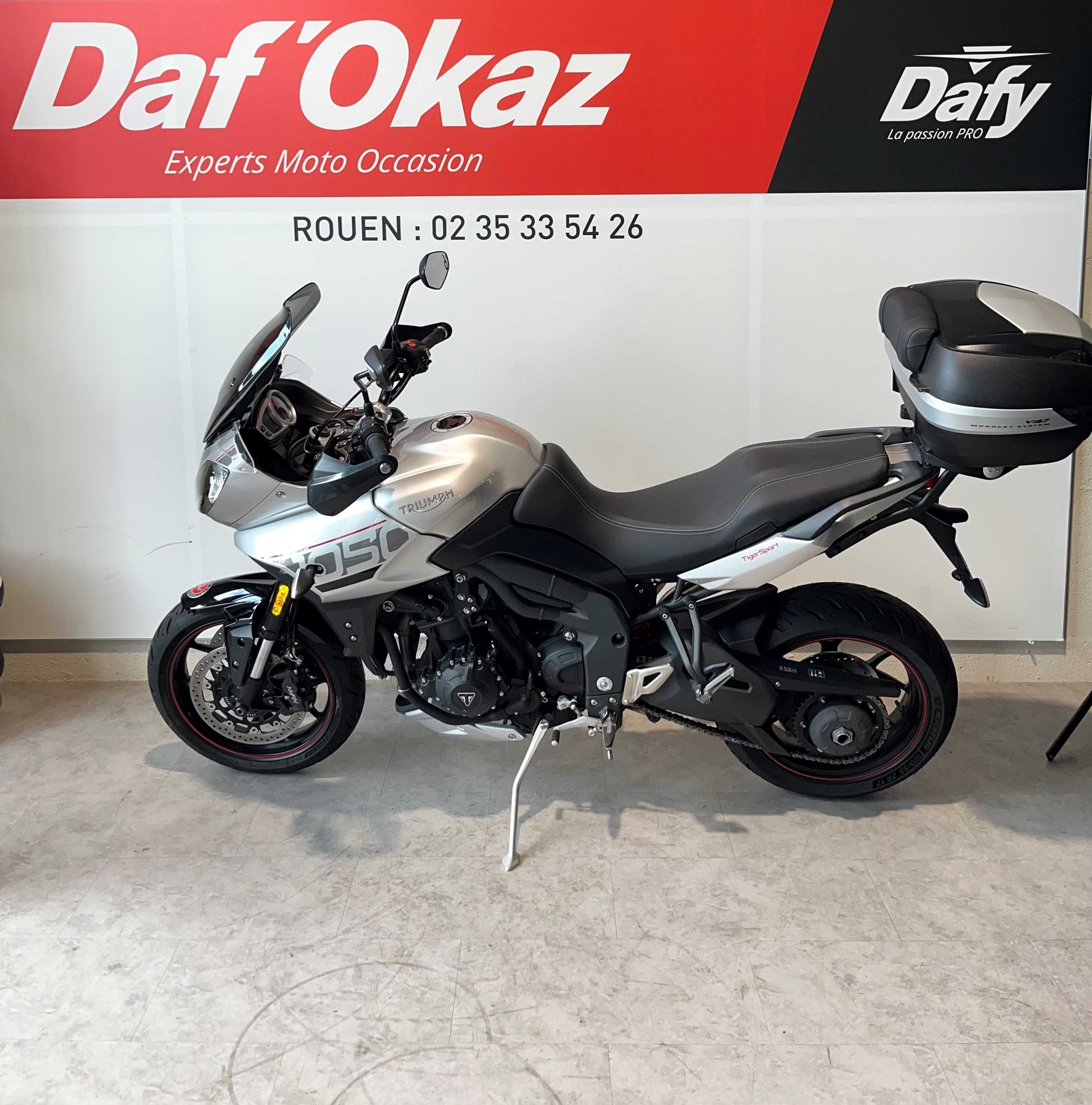 Triumph 1050 Tiger Sport 2019 HD vue gauche