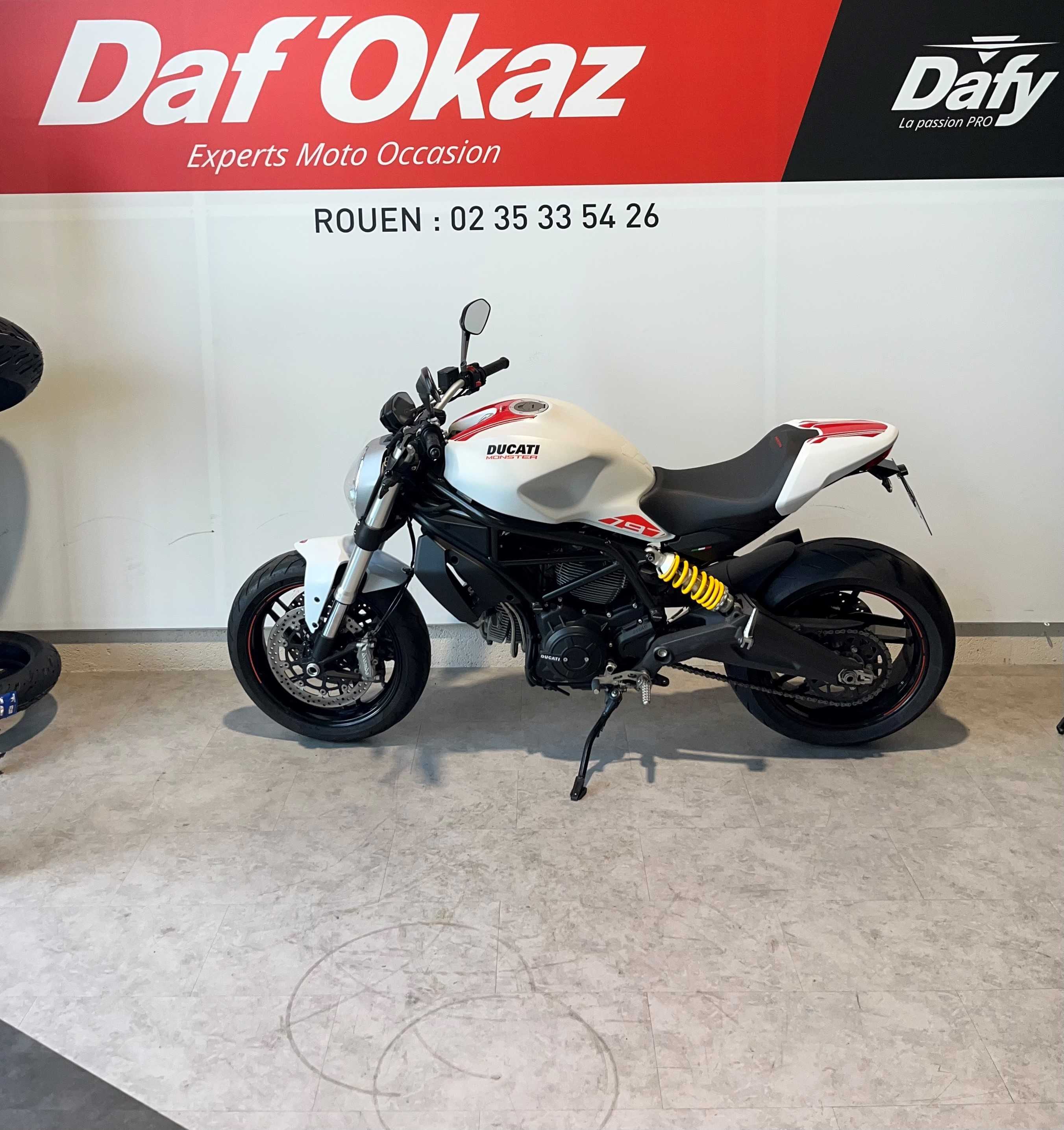 Ducati 797 Monster 2019 HD vue gauche