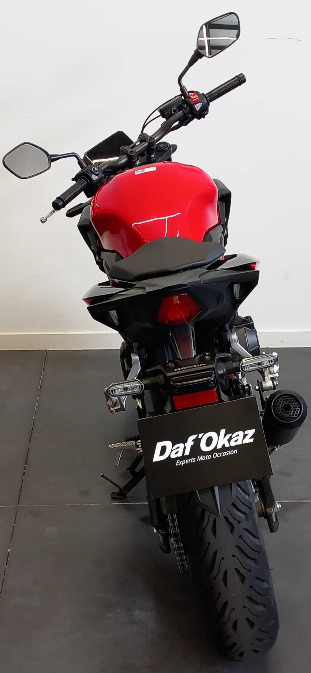 Honda CB 500 F Hornet 2024 vue arrière