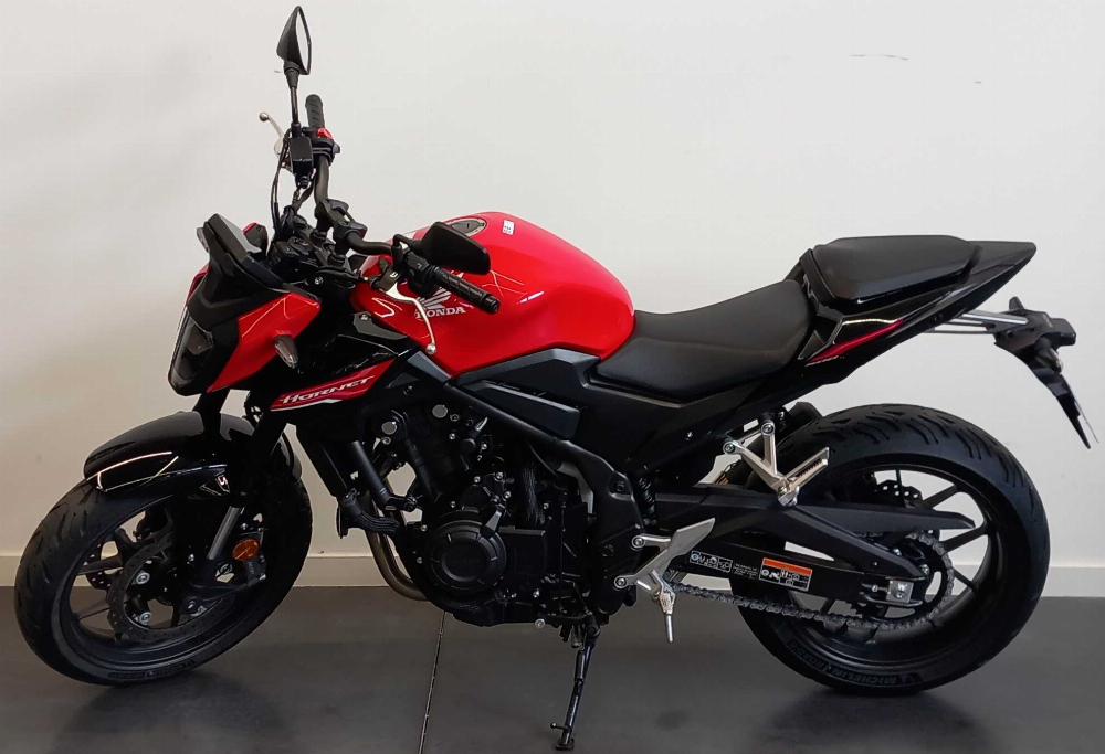 Honda CB 500 F Hornet 2024 vue gauche