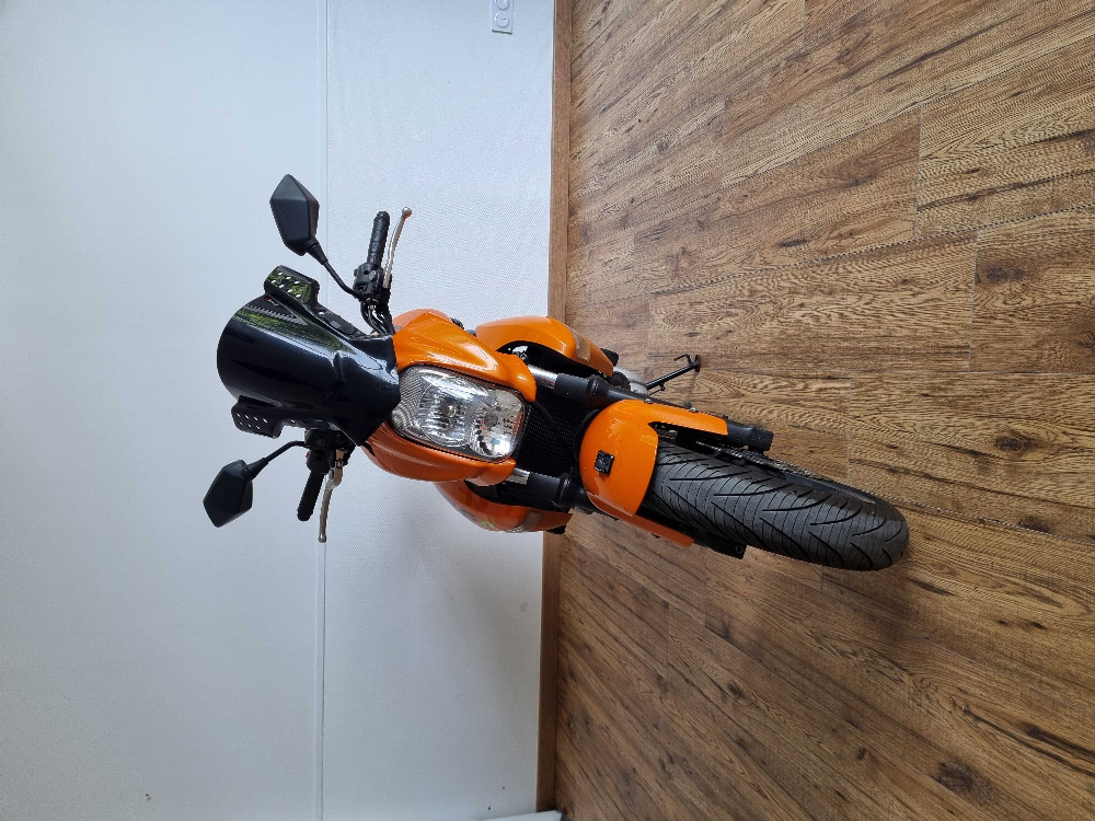 Kawasaki ER-6 N 2008 vue avant