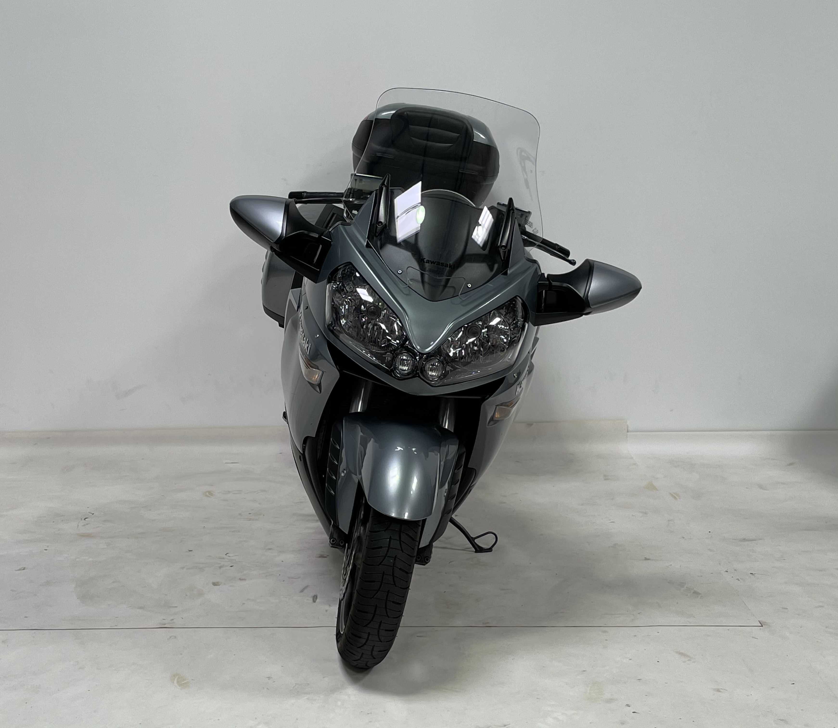 Kawasaki ZG 1400 GTR 2008 HD vue avant