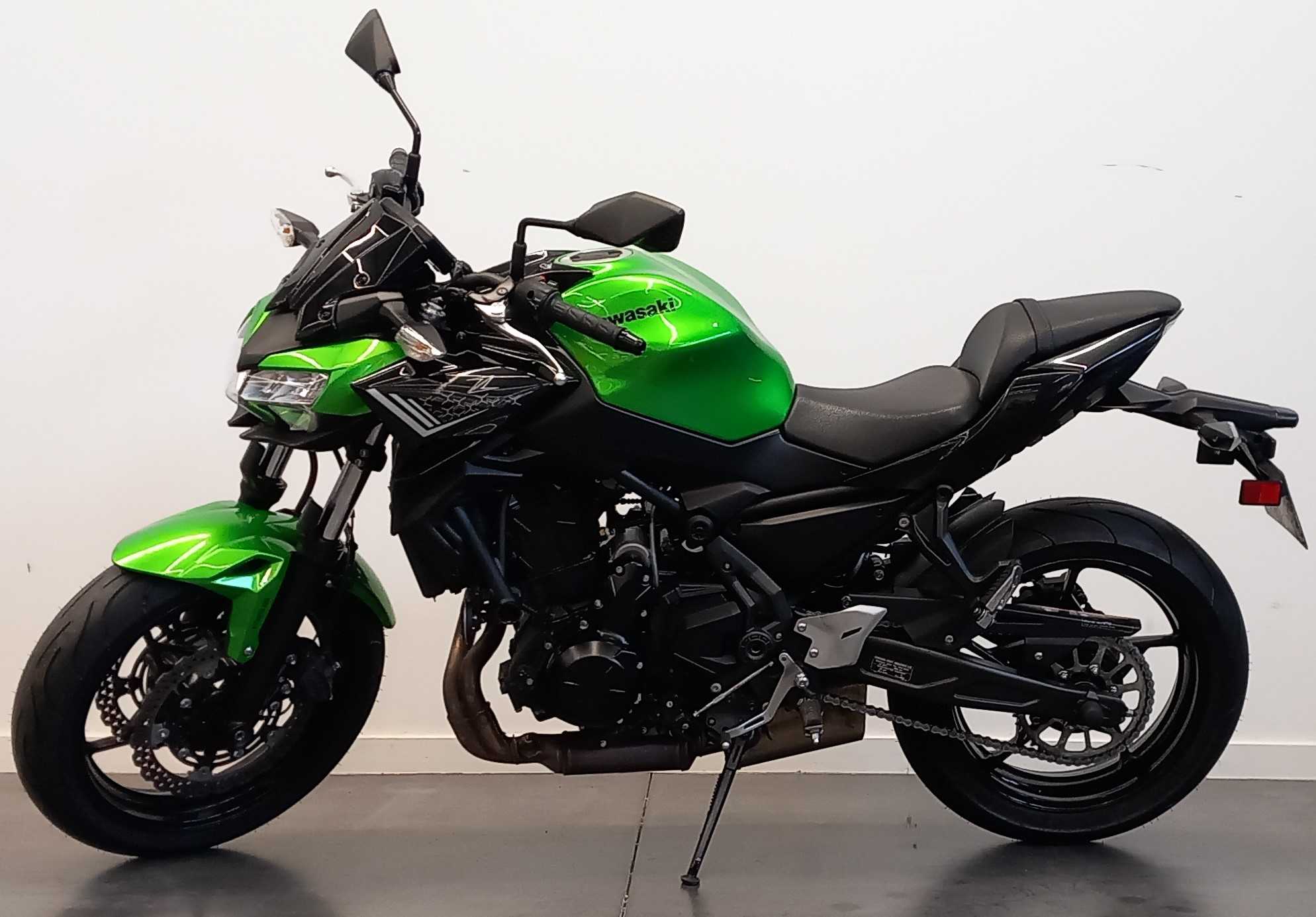 Kawasaki Z 650 2020 HD vue gauche