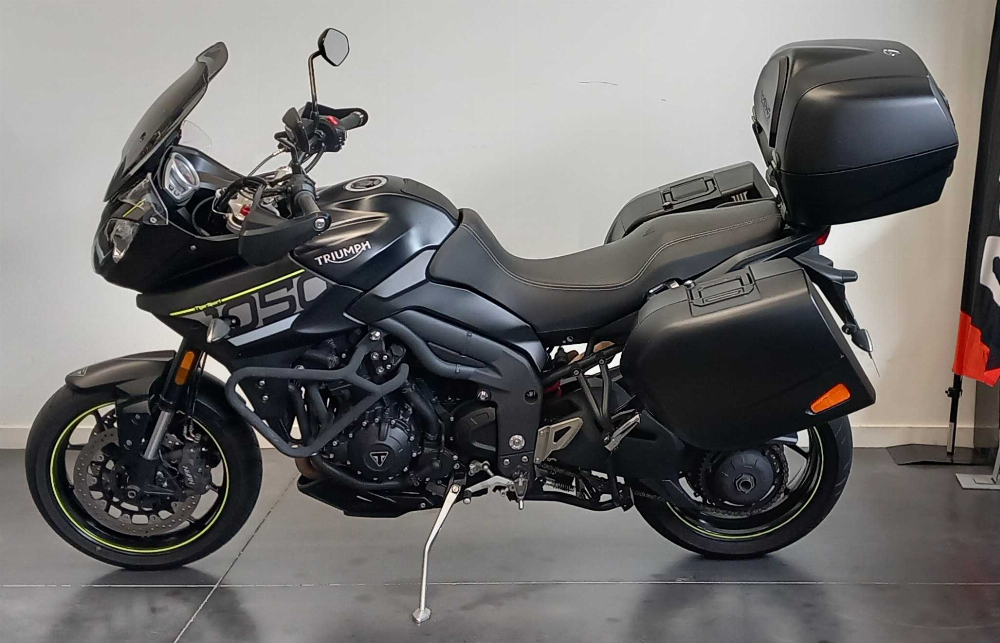 Triumph 1050 Tiger Sport 2017 vue gauche