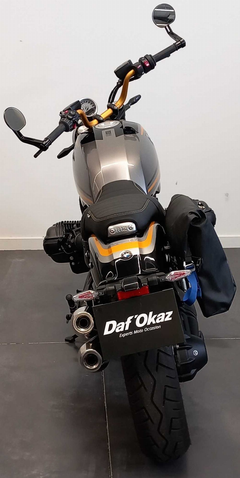 BMW 1200 R 12 2024 vue arrière