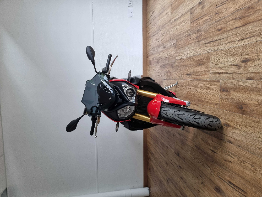 BMW S 1000 R 2017 vue avant
