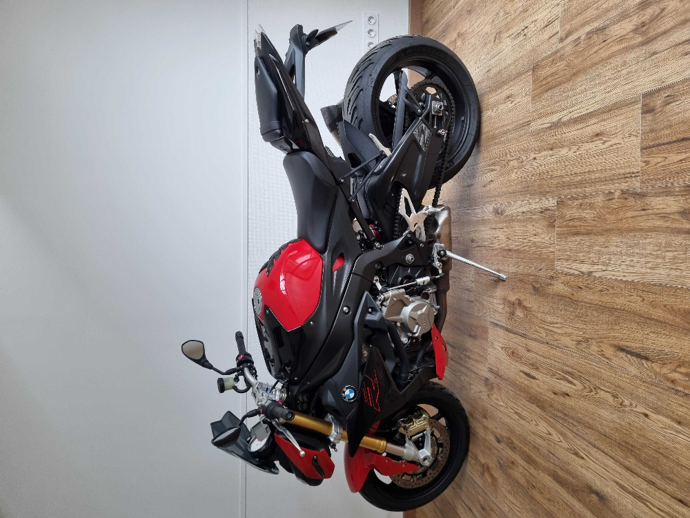 BMW S 1000 R 2017 vue gauche