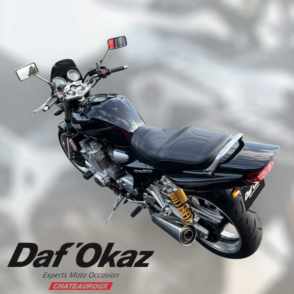 Yamaha XJR 1300 2002 vue gauche