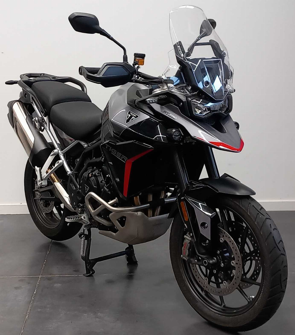 Triumph TIGER 900 GT PRO 2025 vue 3/4 droite