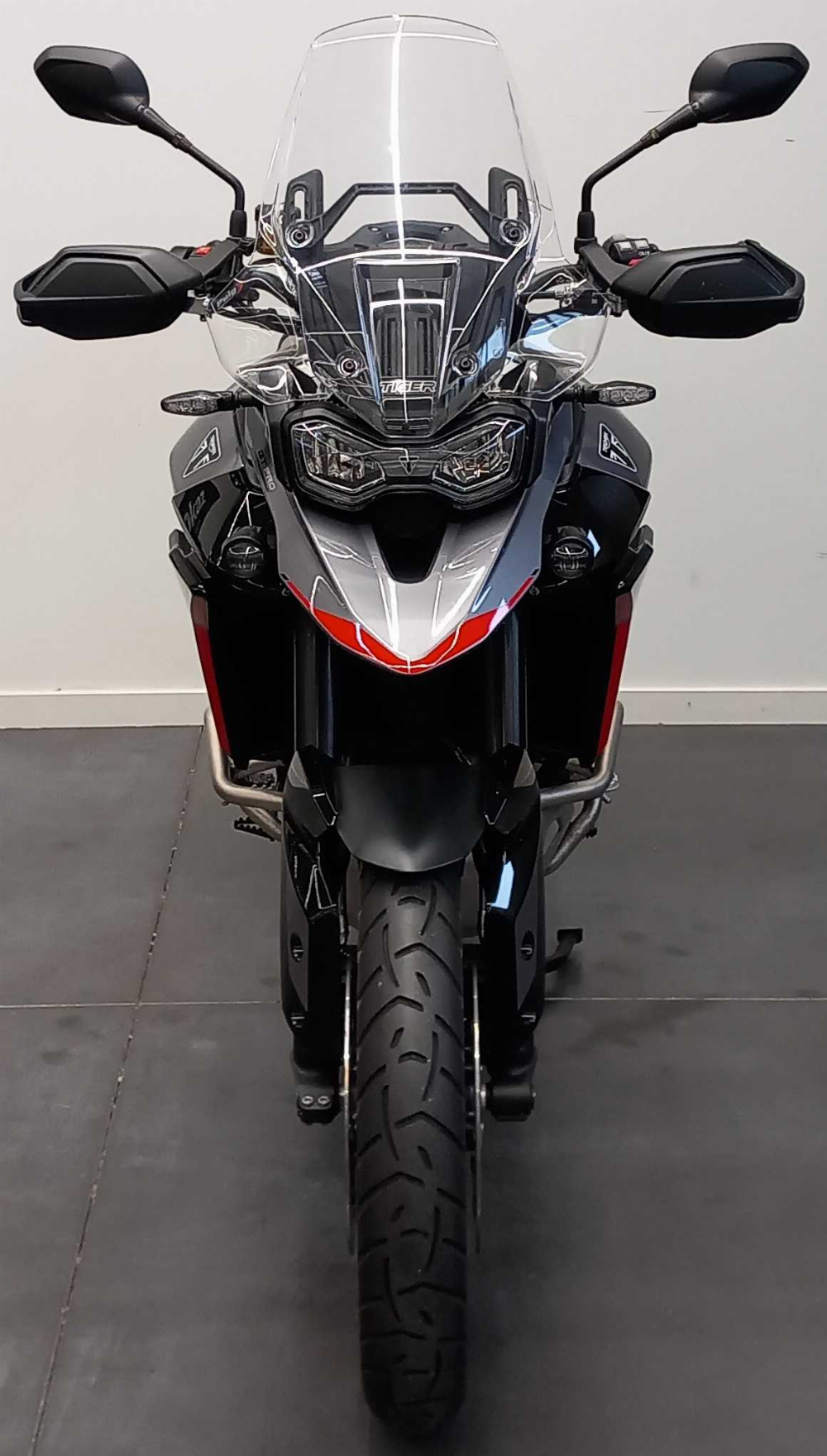 Triumph TIGER 900 GT PRO 2025 vue avant