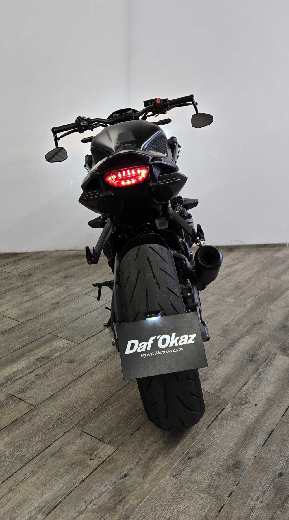 Honda CB 650 R 2022 vue arrière