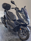 Aperçu Honda PCX 125 2022 vue 3/4 droite