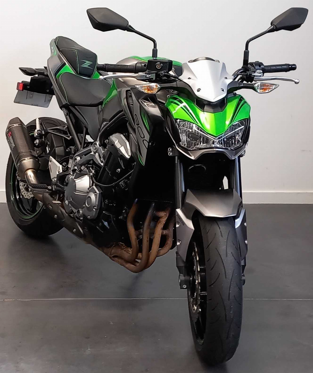 Kawasaki Z 900 2020 vue 3/4 droite
