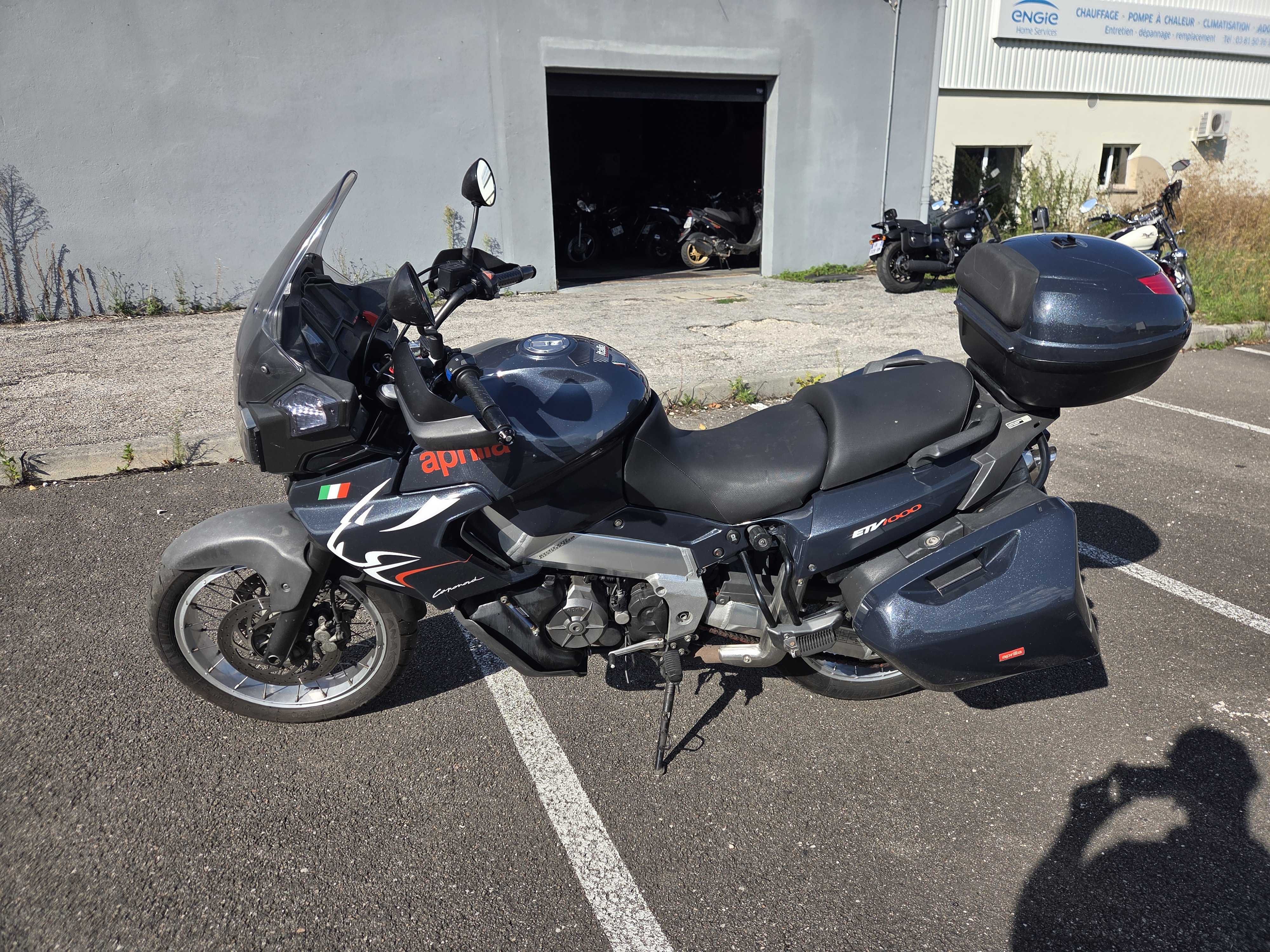 Aprilia ETV 1000 Caponord 2002 HD vue gauche
