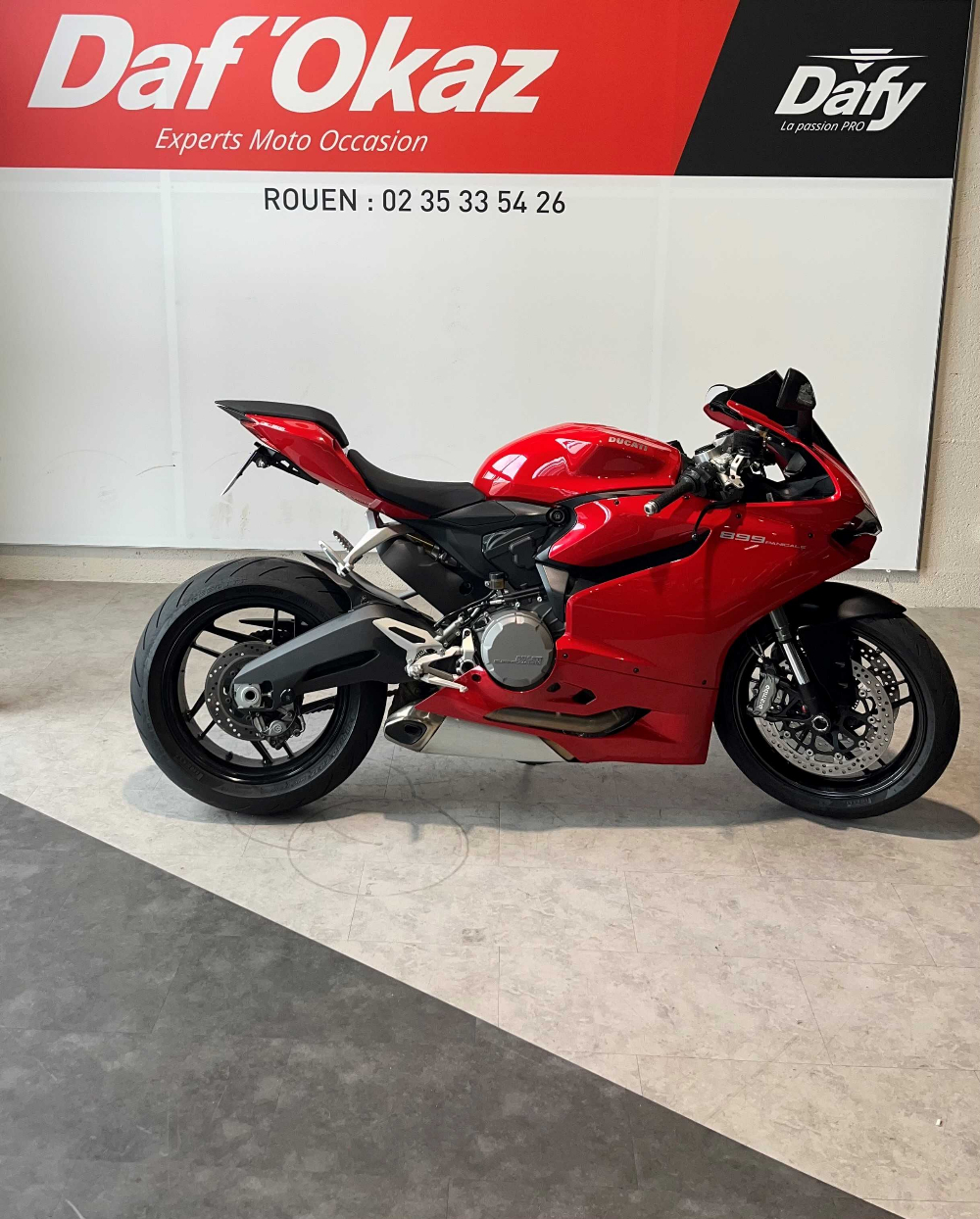 Ducati 899 Panigale 2014 vue 3/4 droite