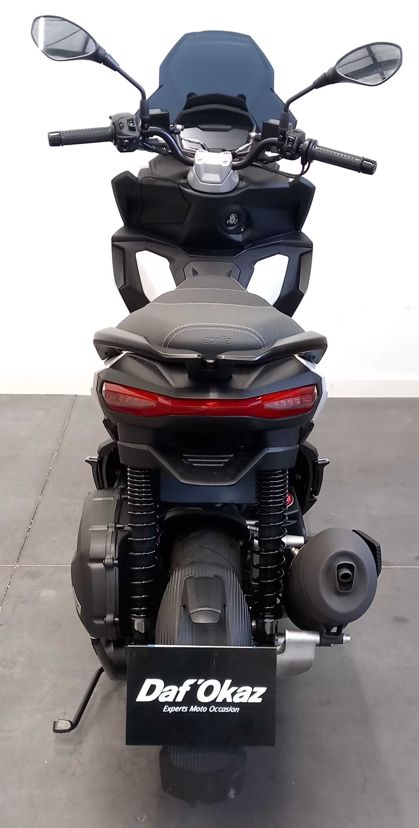 Aprilia SR 125 GT 2022 HD vue arrière