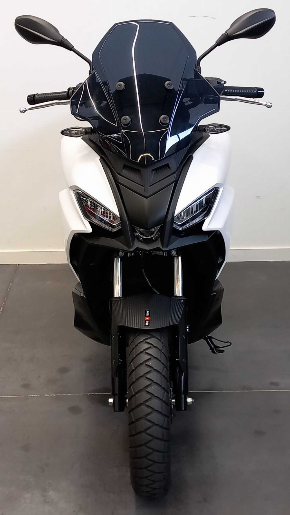 Aprilia SR 125 GT 2022 vue avant