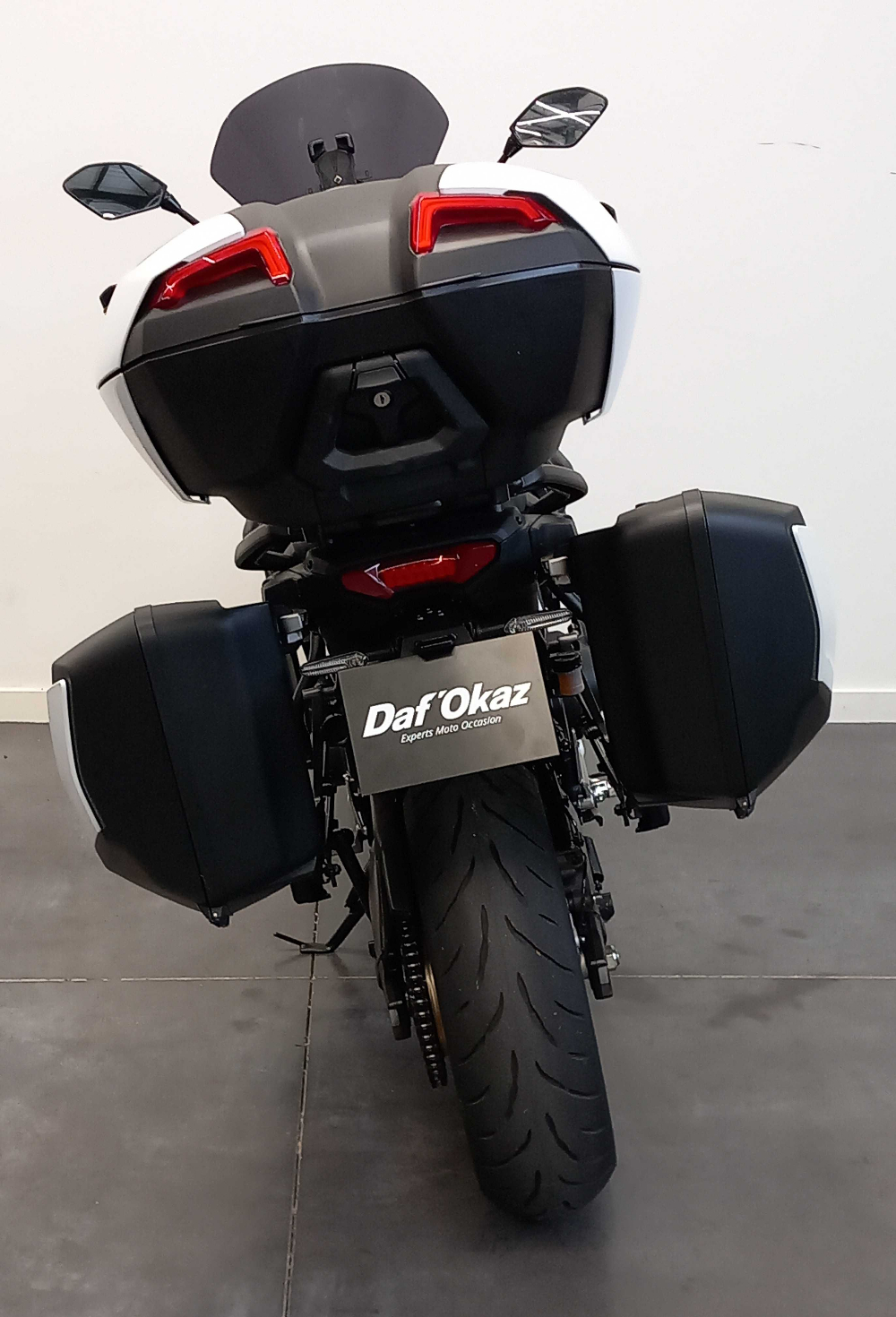 Yamaha TRACER 9 GT 2025 vue arrière