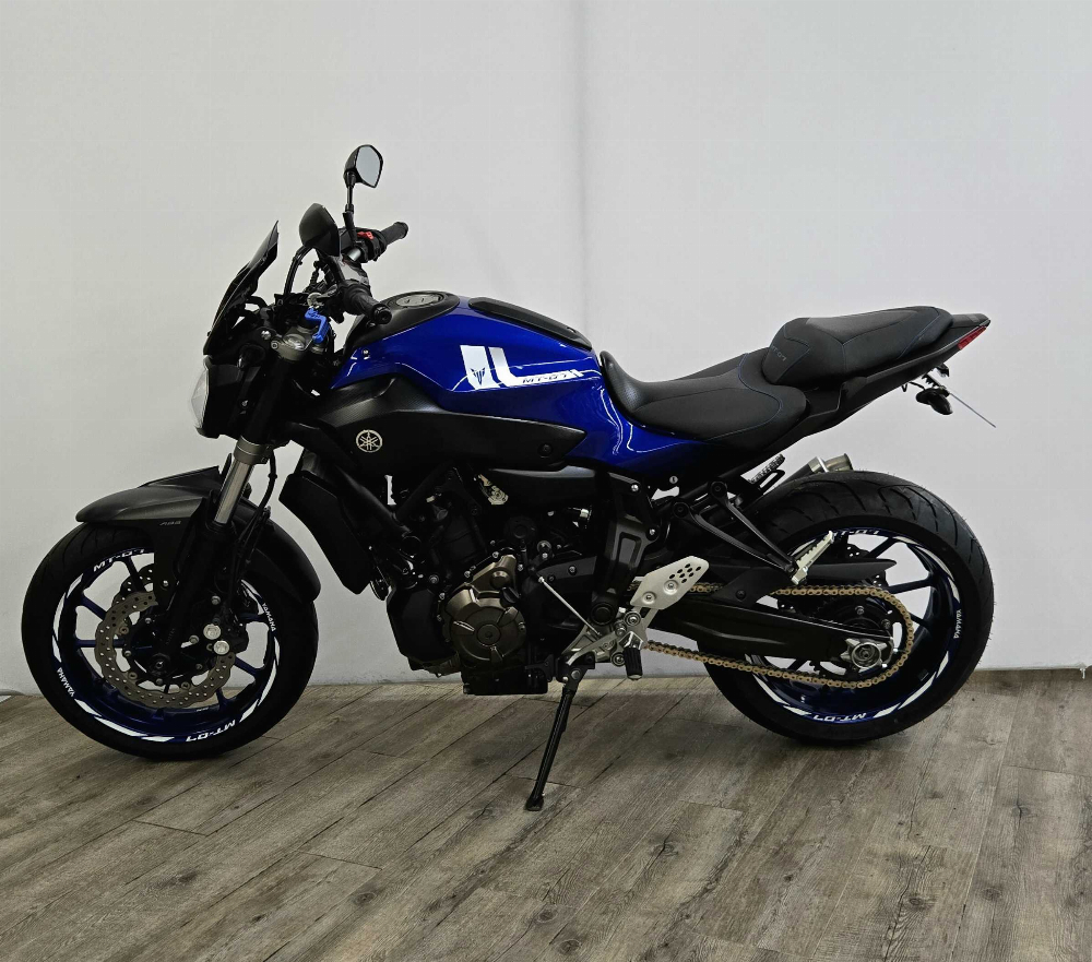 Yamaha MT-07 ABS 2017 vue gauche