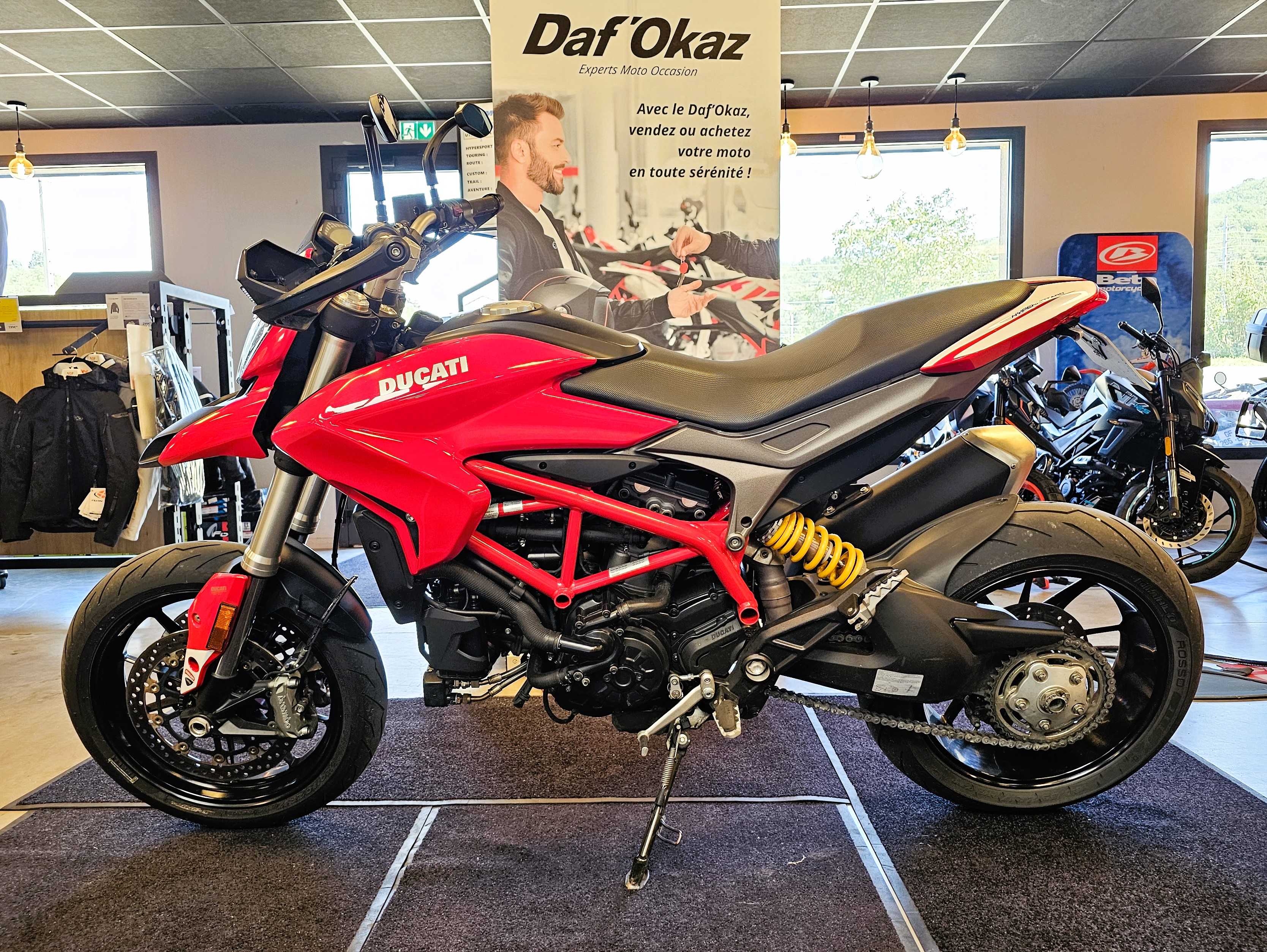 Ducati 939 Hypermotard 2017 HD vue gauche