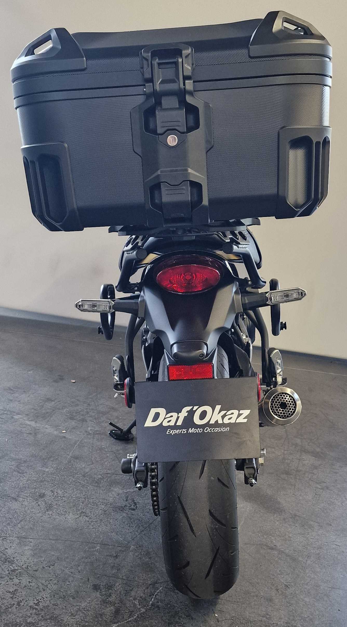 Kawasaki Z 650 RS 2025 HD vue arrière