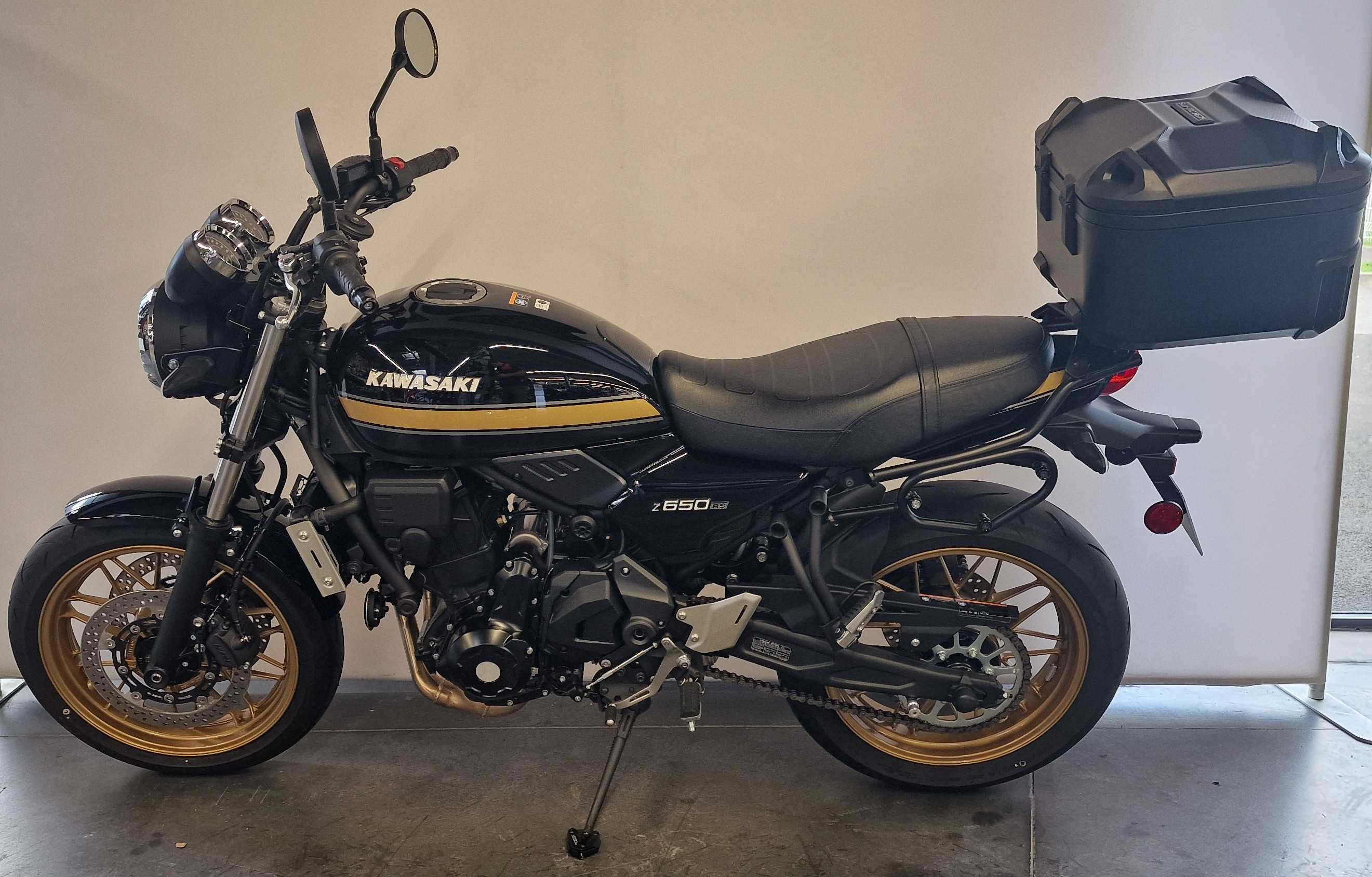 Kawasaki Z 650 RS 2025 HD vue gauche