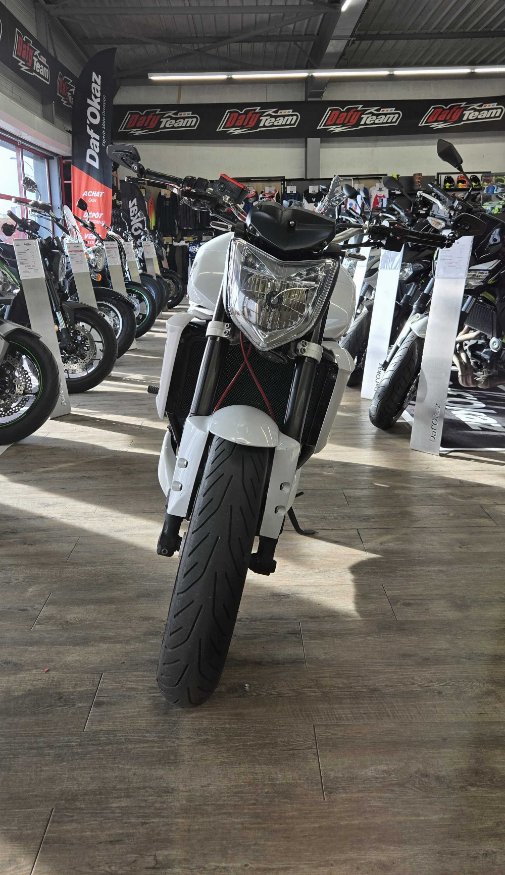 Yamaha FZ1 N 2008 vue avant