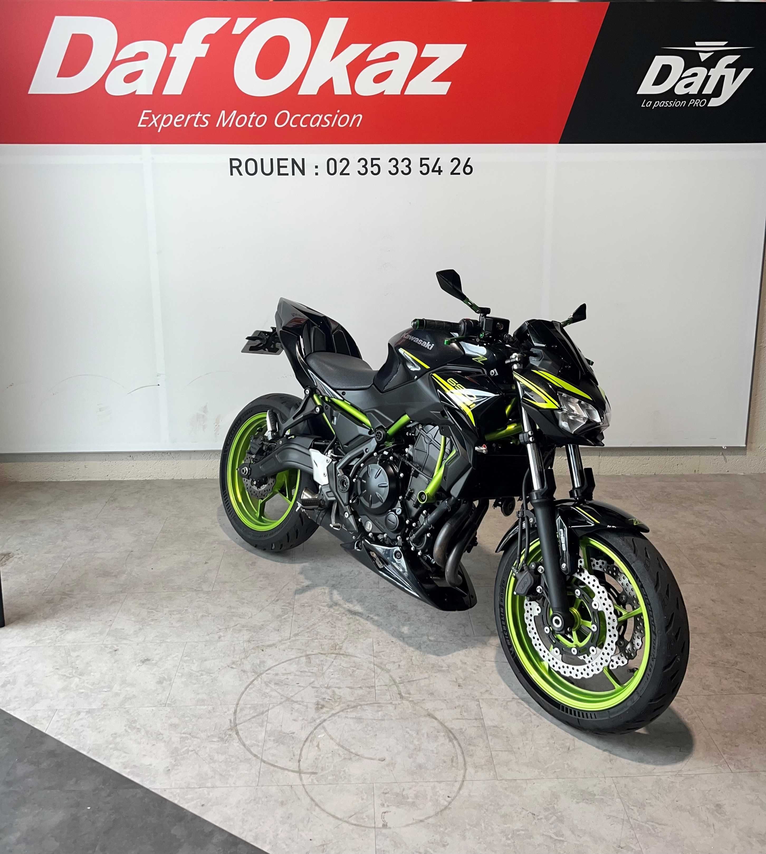 Kawasaki Z 650 2021 HD vue 3/4 droite