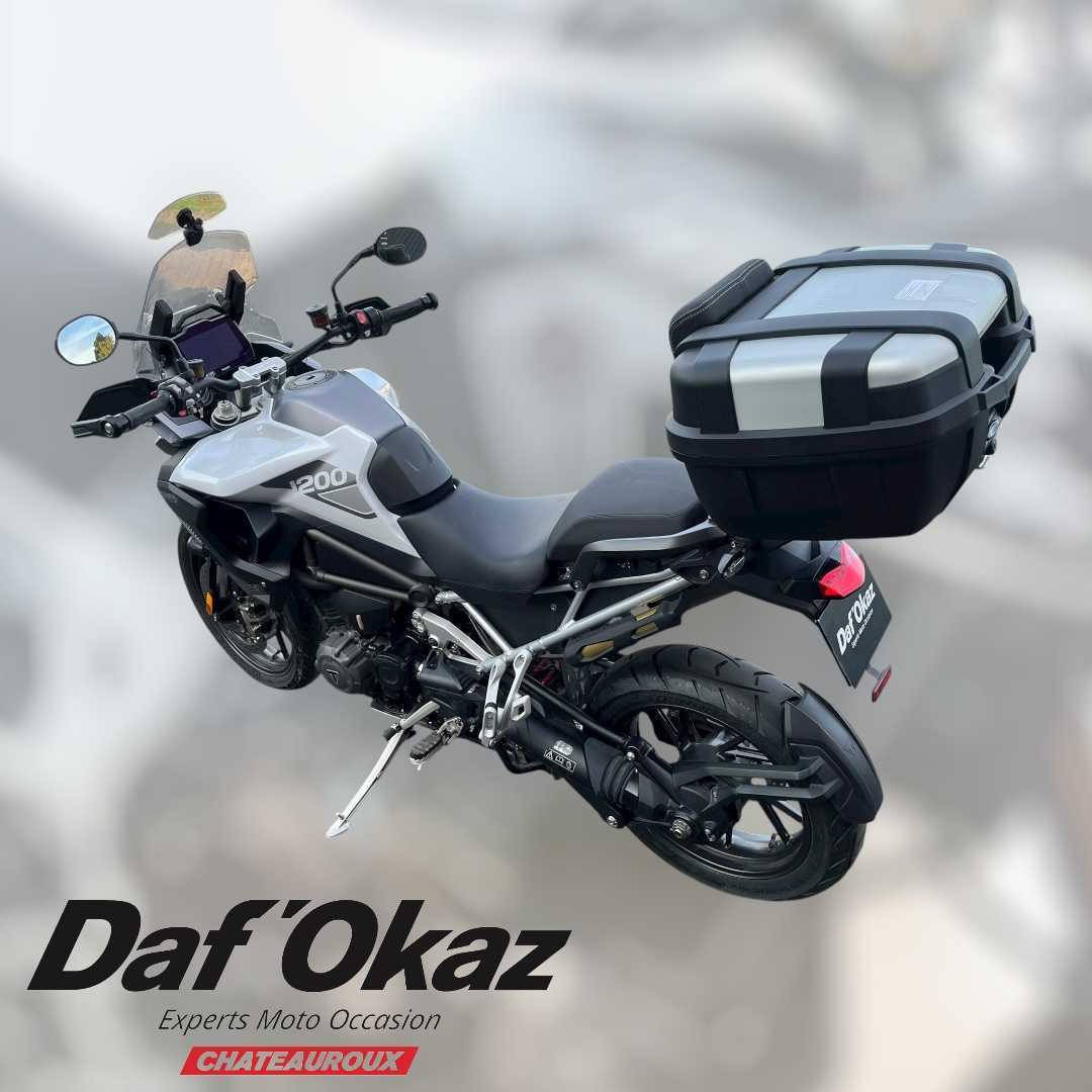 Triumph 1200 Tiger GT Pro 2023 HD vue arrière