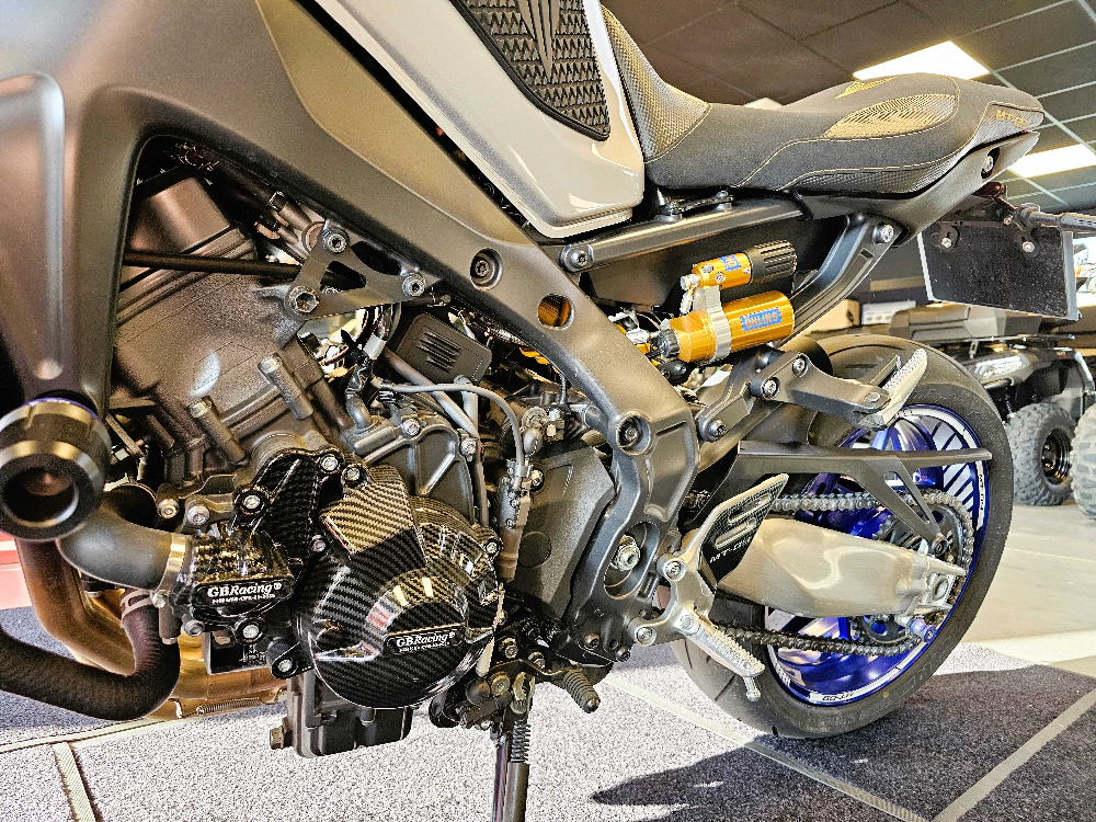 Yamaha MT-09 900 SP 2022 vue gauche