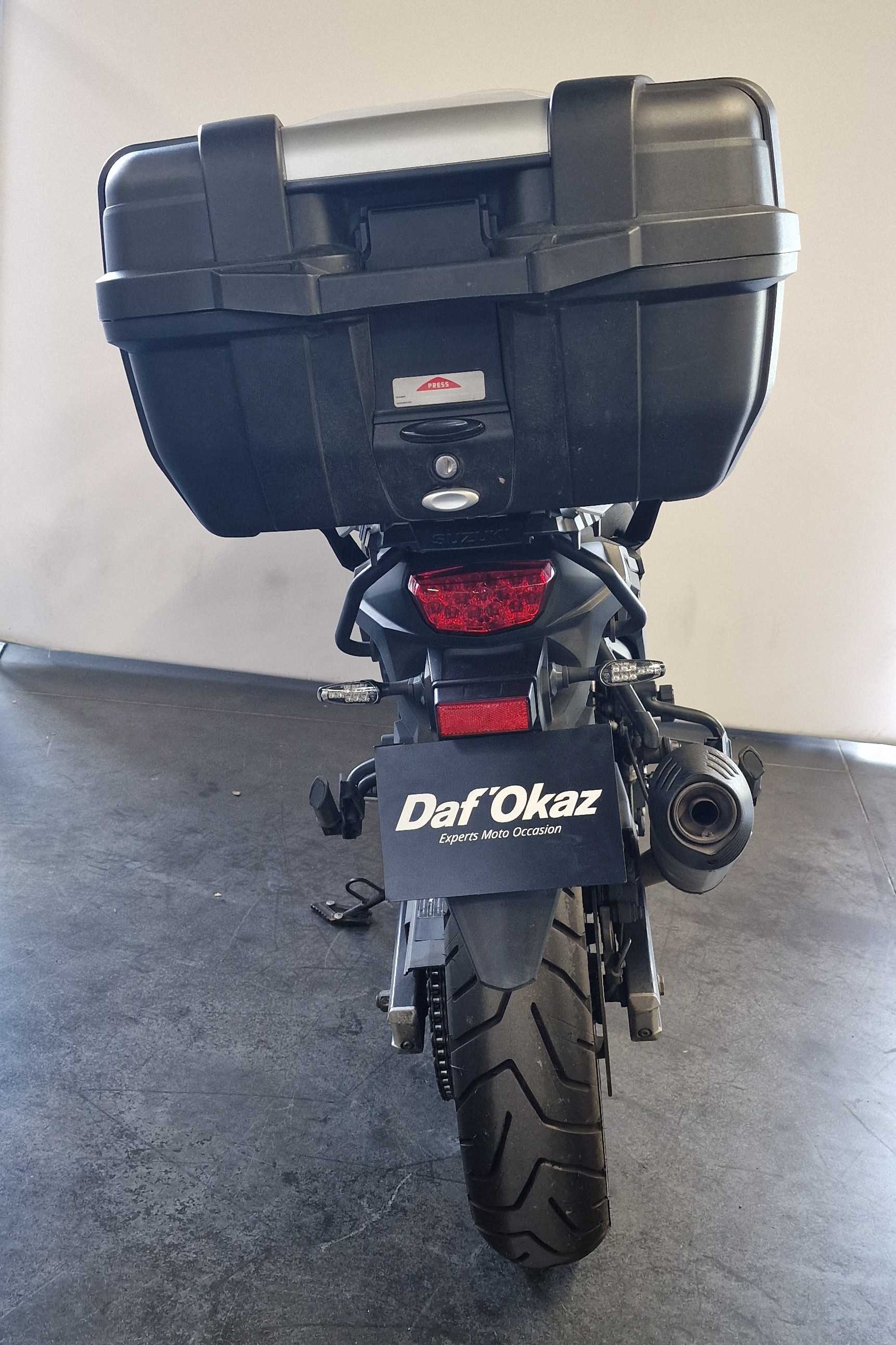 Suzuki DL 650 V-Strom XT 2019 HD vue arrière
