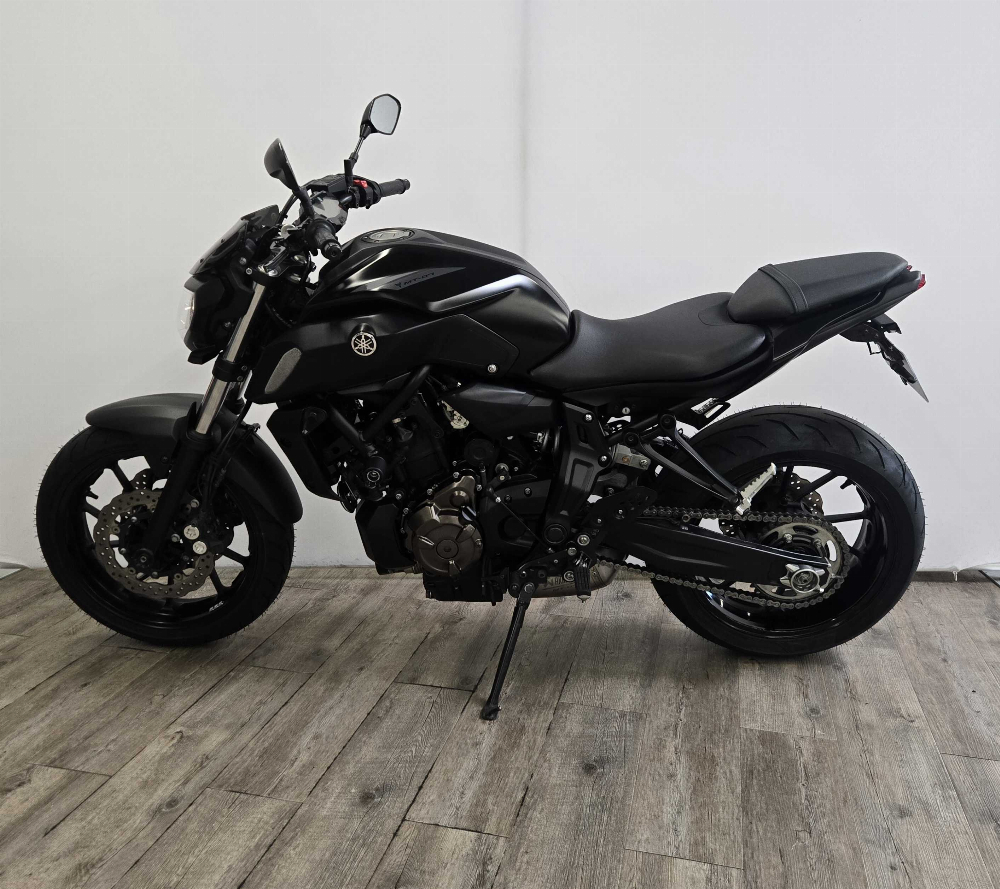 Yamaha MT-07 ABS 2019 vue gauche