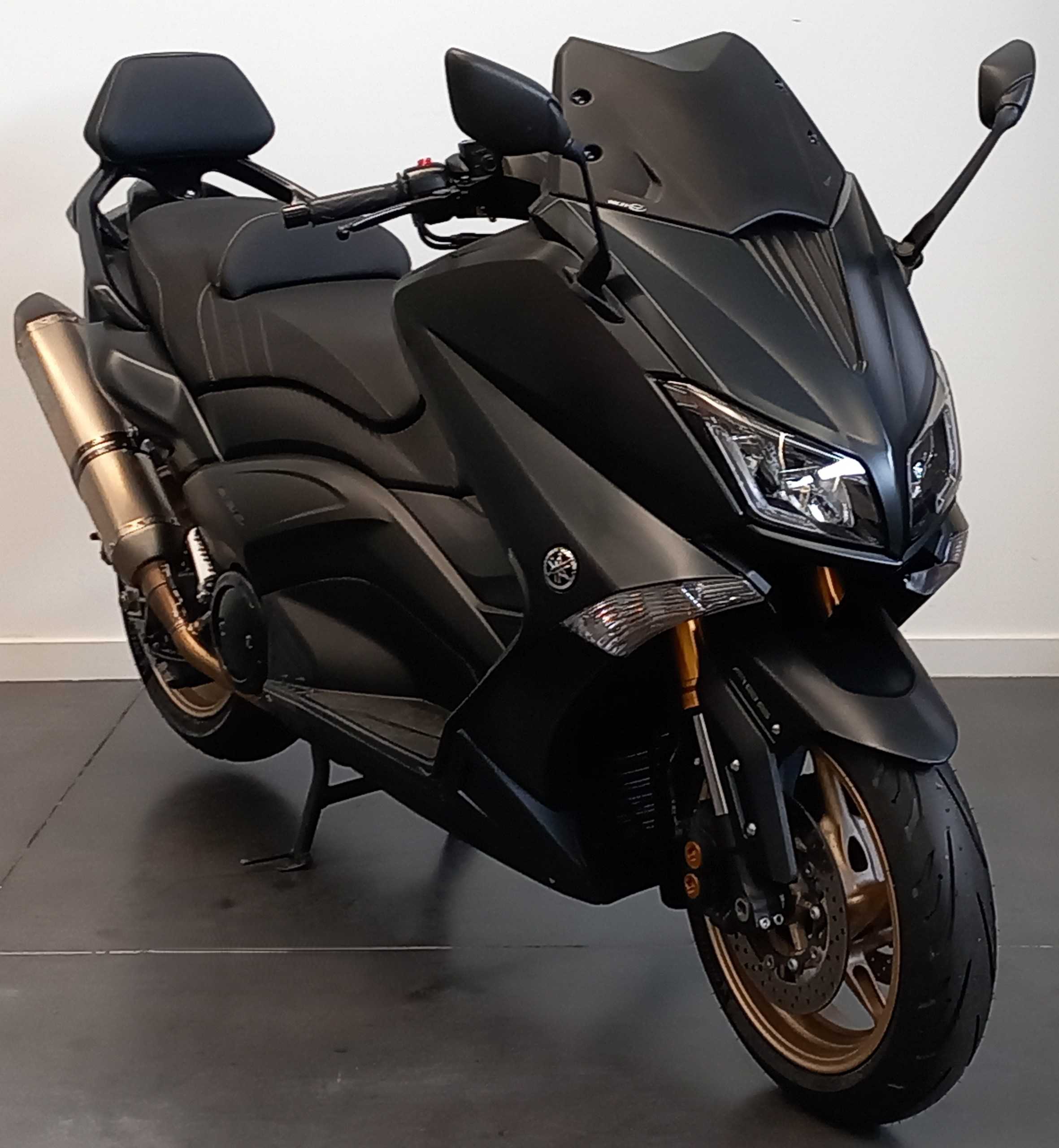 Yamaha XP 530 T-Max ABS 2016 HD vue 3/4 droite