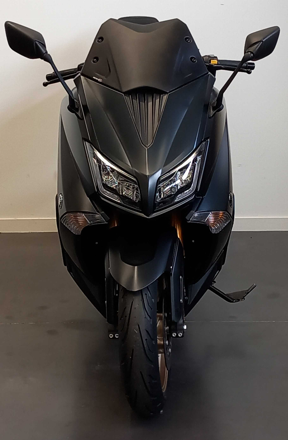 Yamaha XP 530 T-Max ABS 2016 vue avant