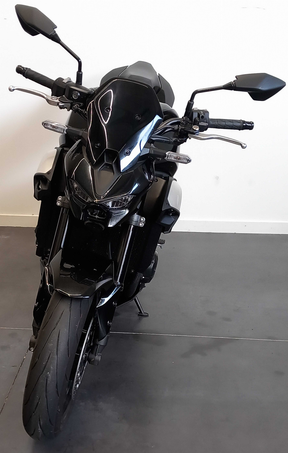 Kawasaki Z 900 A2 2023 vue avant