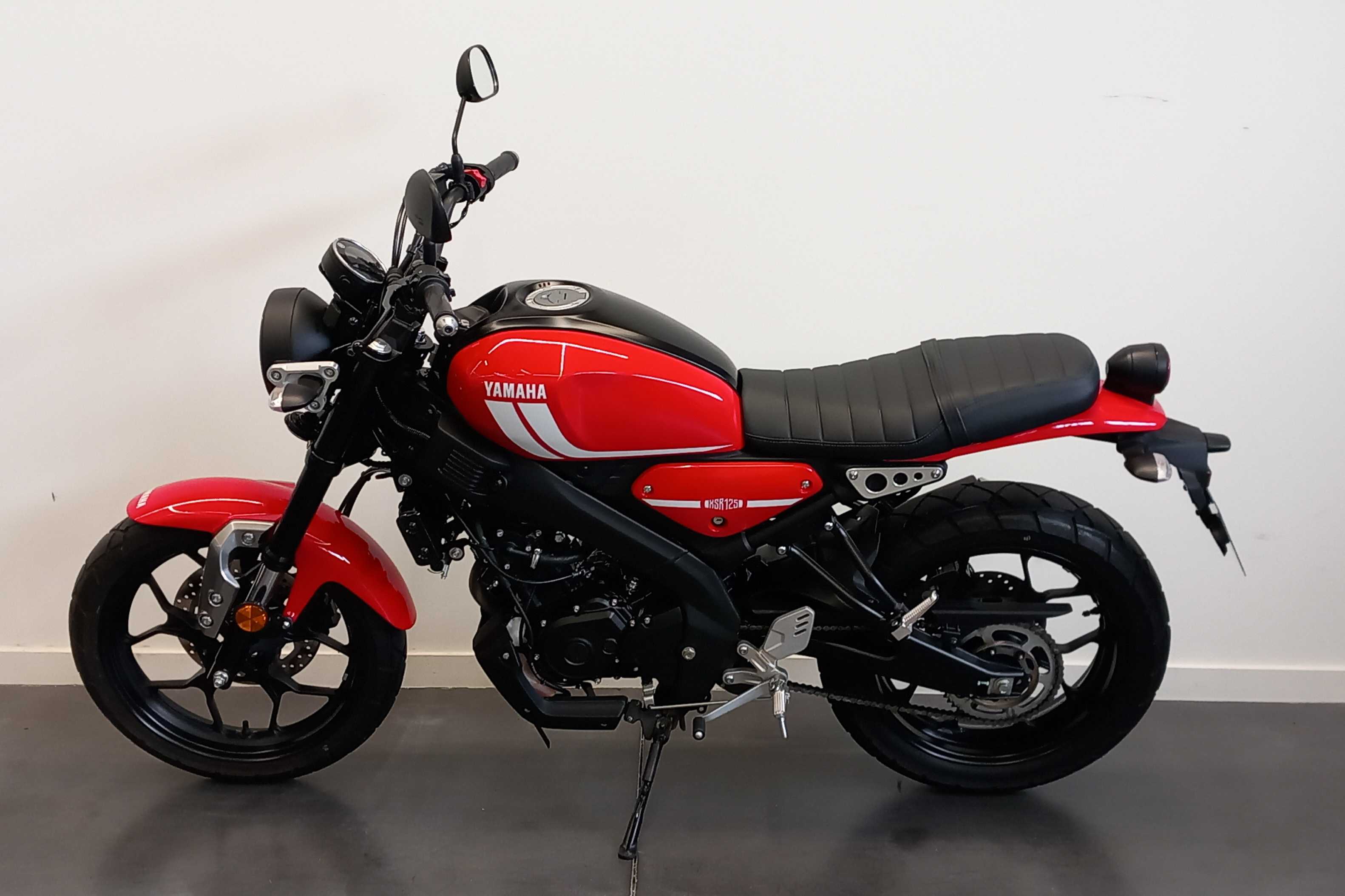 Yamaha XSR 125 2022 HD vue gauche