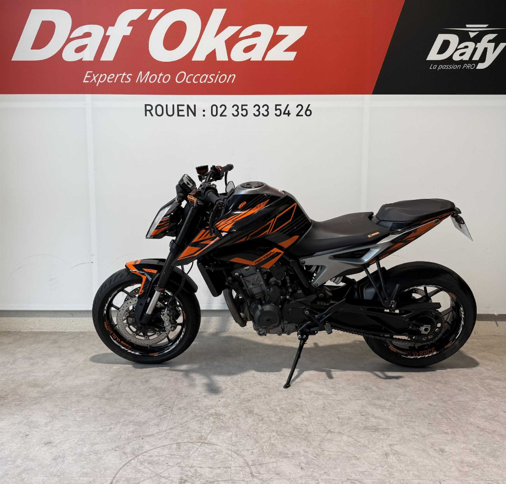 KTM 790 Duke 2018 vue gauche