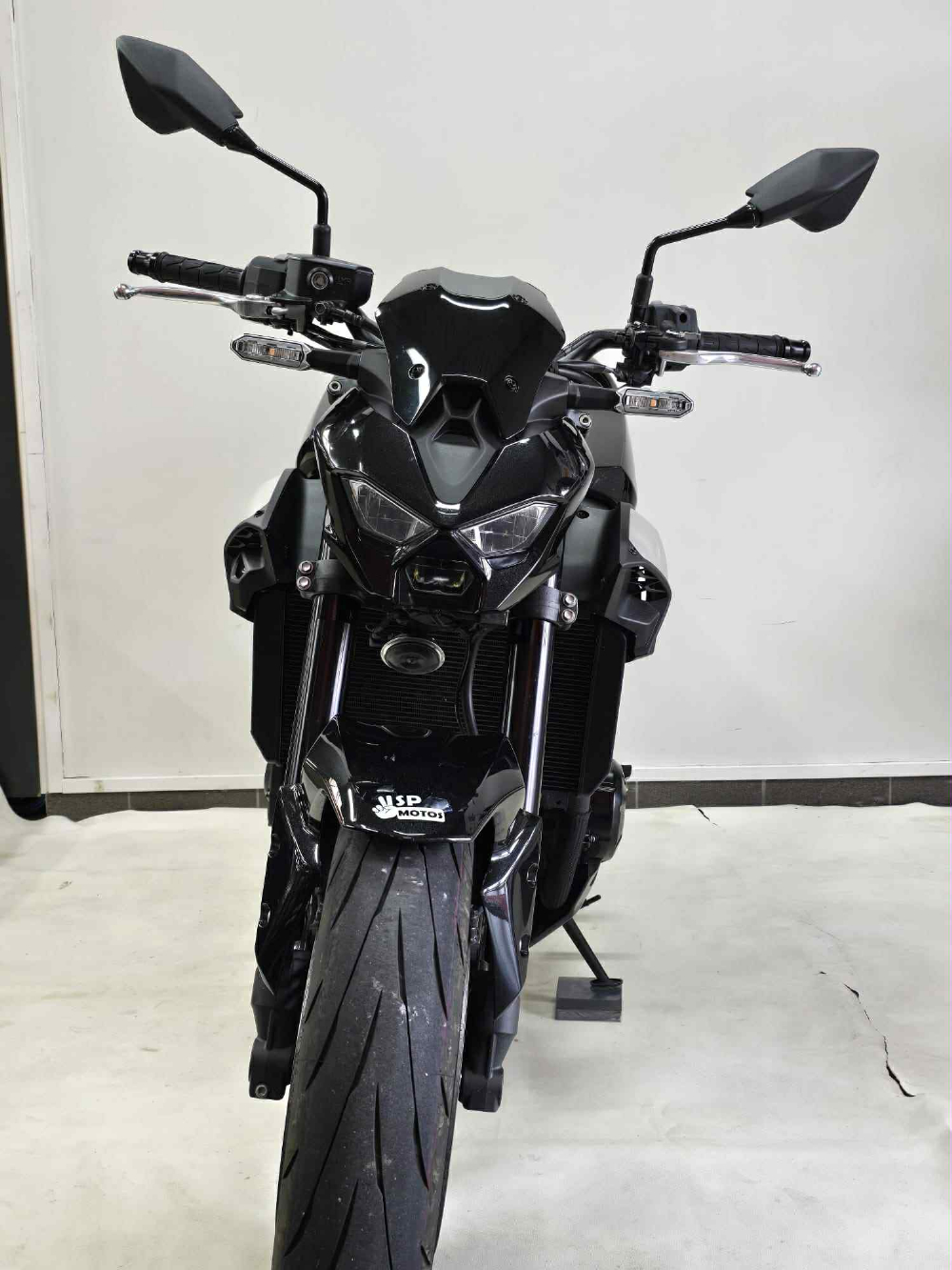 Kawasaki Z 900 A2 2023 vue avant