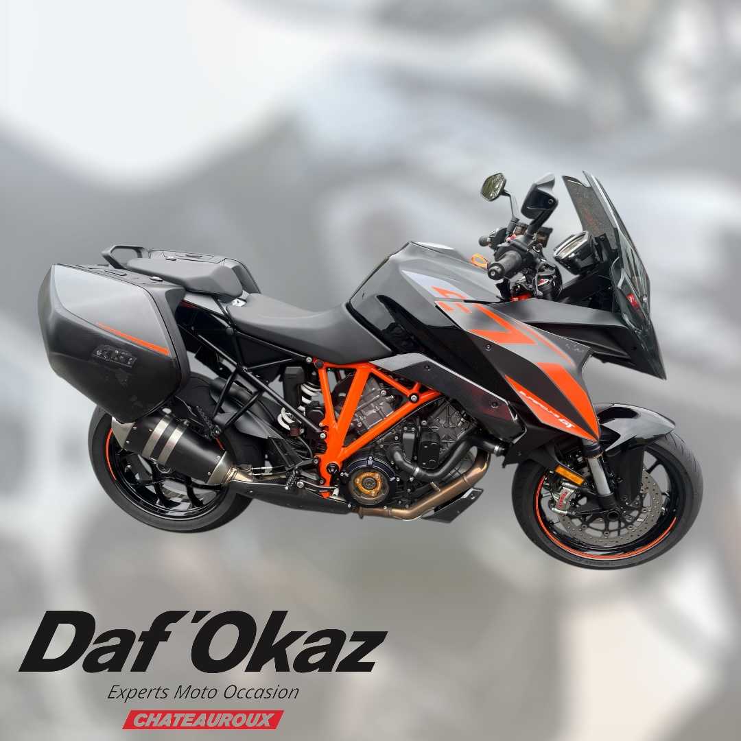 KTM 1290 Super Duke GT 2018 HD vue avant