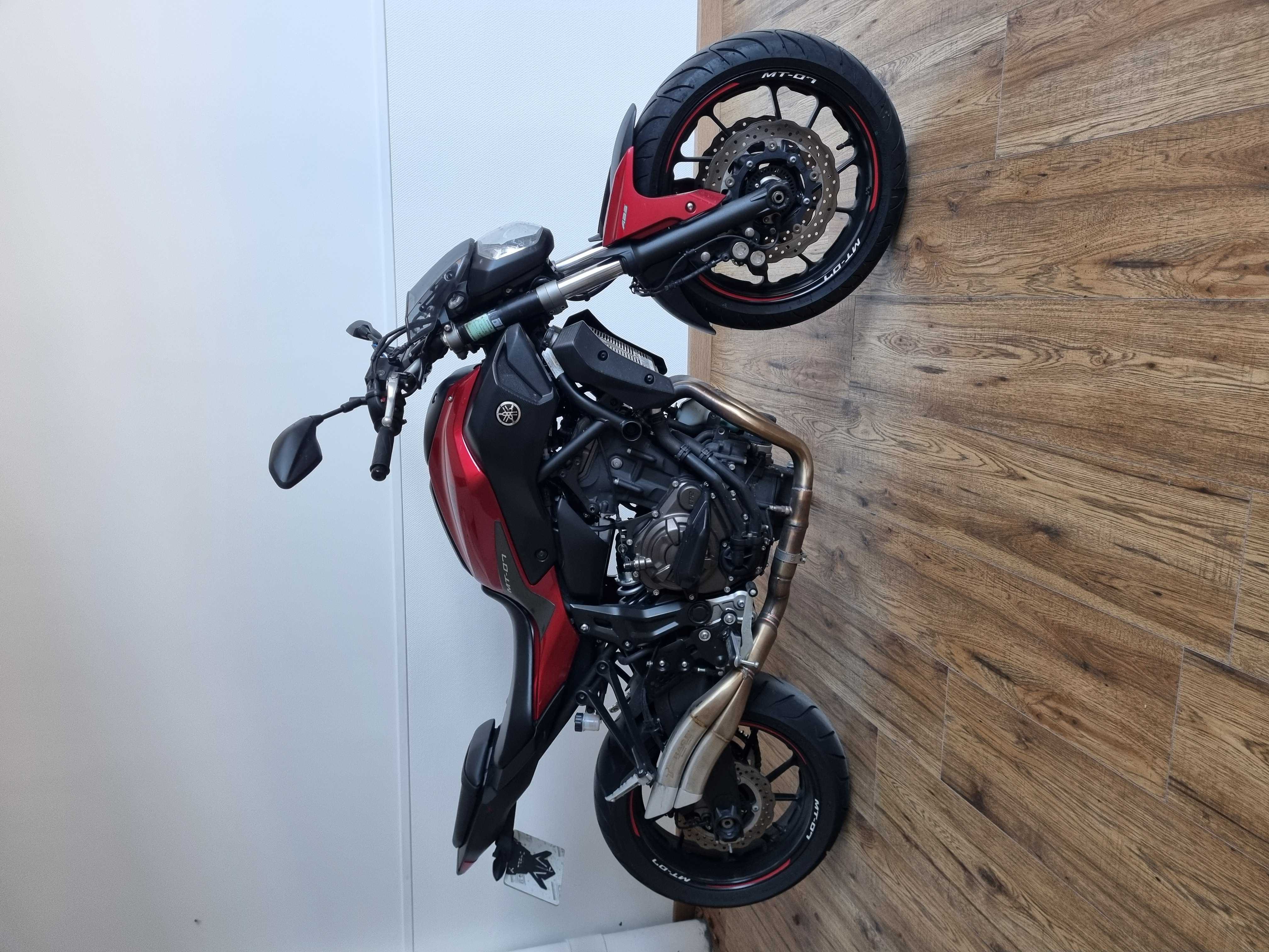 Yamaha MT-07 ABS (35KW) 2018 HD vue 3/4 droite