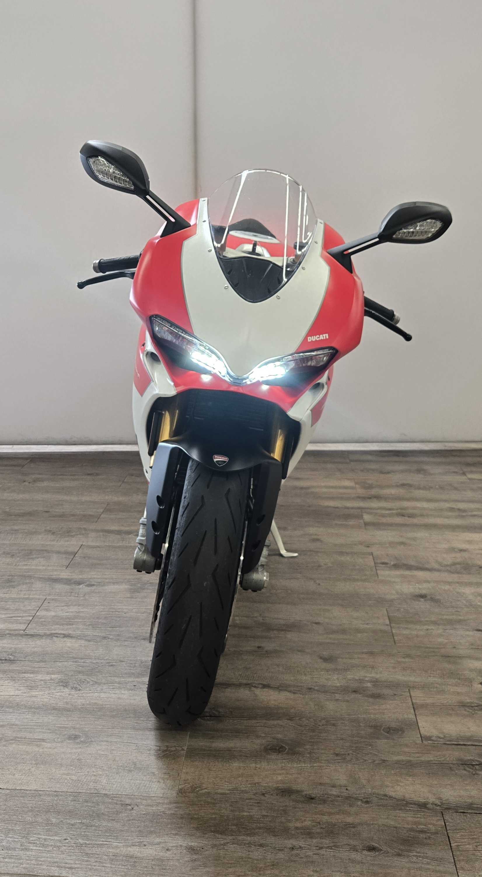 Ducati 959 Panigale Corse 2018 HD vue avant