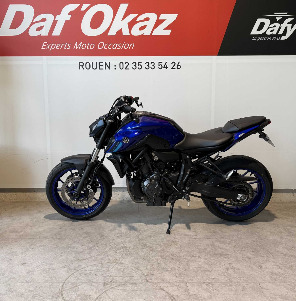 Yamaha MT-07 700 A2 2023 vue gauche