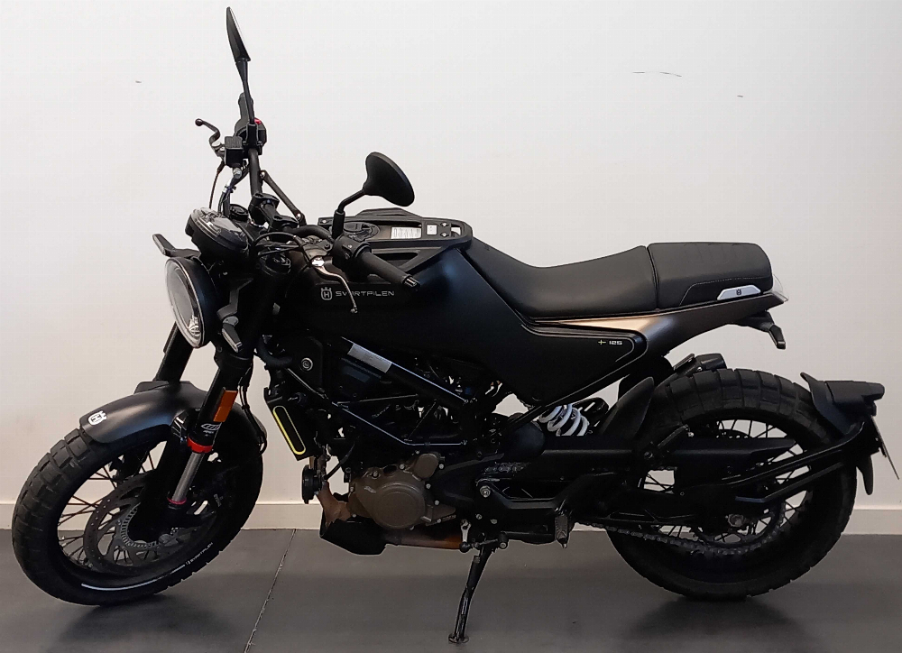 Husqvarna Svartpilen 125 2023 vue gauche