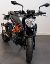 Aperçu KTM 125 Duke 2021 vue 3/4 droite