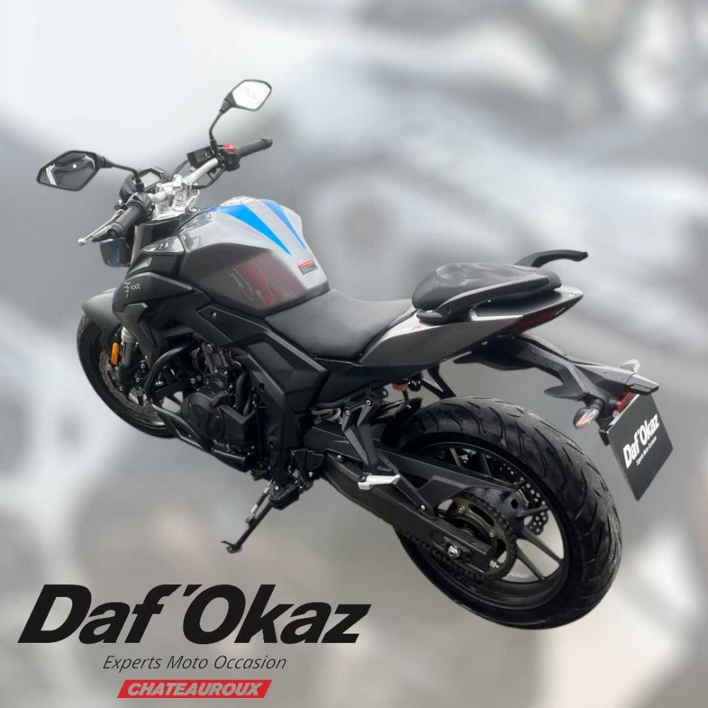 Voge NAKED 500 R ABS NAKED R ABS 2021 vue gauche