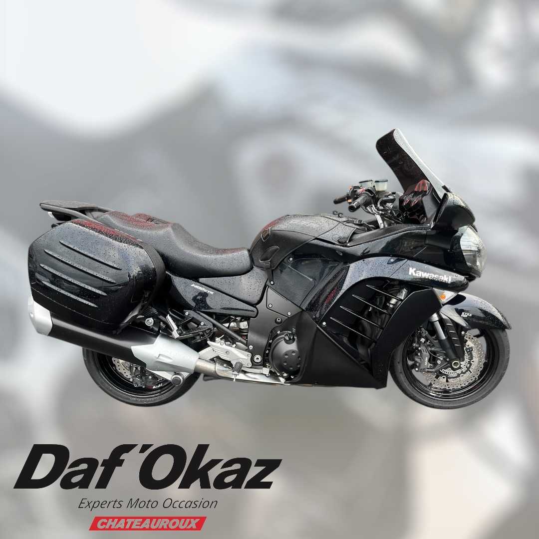 Kawasaki ZG 1400 GTR 2012 HD vue avant