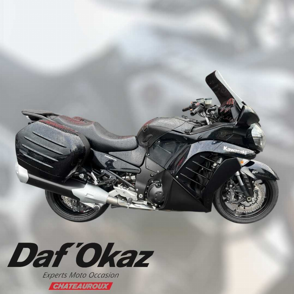 Kawasaki ZG 1400 GTR 2012 vue avant